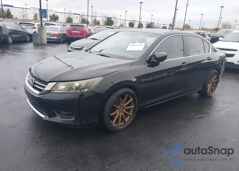 2013 Honda Accord Ex-L z USA, uszkodzony, nr VIN 1HGCR2F87DA104238